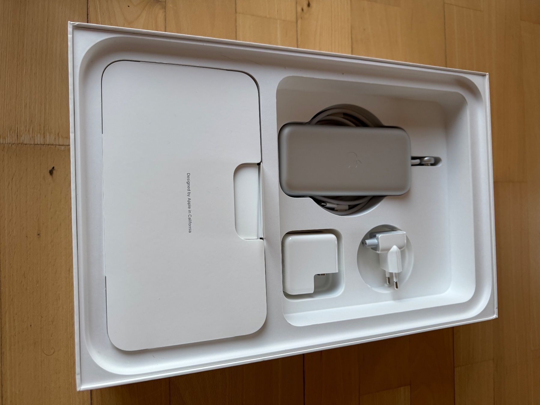 Apple VR Brille: Apple Vision Pro 1 TB with accessories - Excellent condition – Neu (gemäss Beschreibung) aus ST-CERGUE von jonasviatte 4