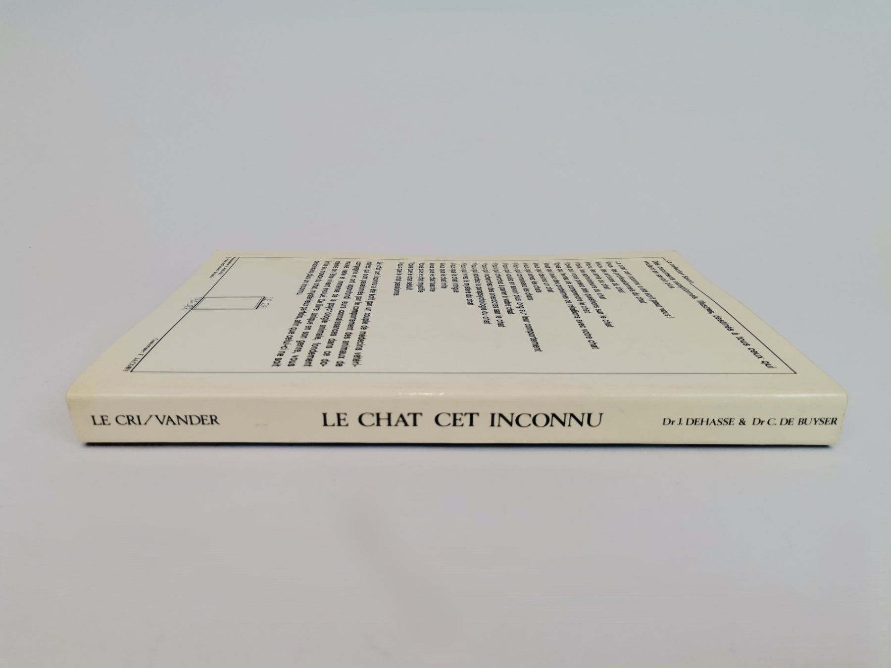 Libri: BUCH - Le Chat cet inconnu – Usato da Schaffhausen venduto da Restwert_SH 7