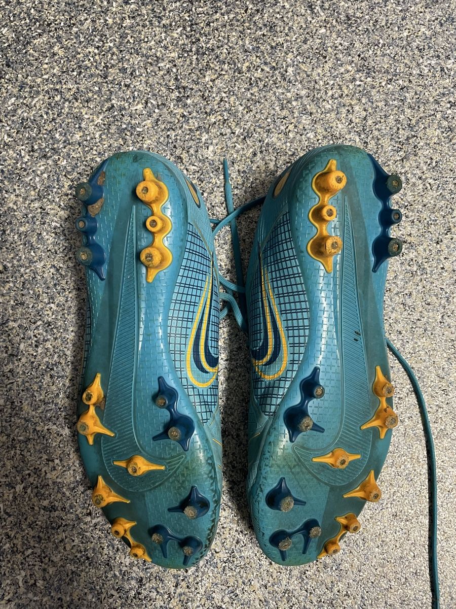 Nike Scarpe da uomo: Nike Fussballschuhe Gr. 40 – Usato da Wahlendorf venduto da CmsFamily 3