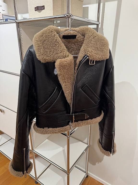 Prada Giacche: PRADA LEDER & SHEARLING JACKE – Nuovo (secondo la descrizione) da Schwyz venduto da bofb 2