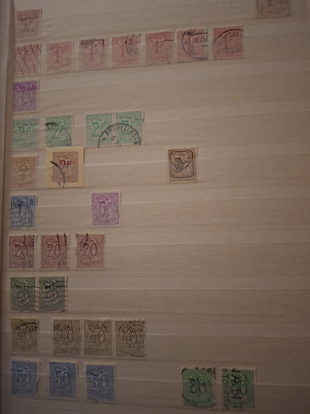 Tous les timbres: Briefmarkensammlung Belgien  – D'occasion à Balgach par SIMEON27 9