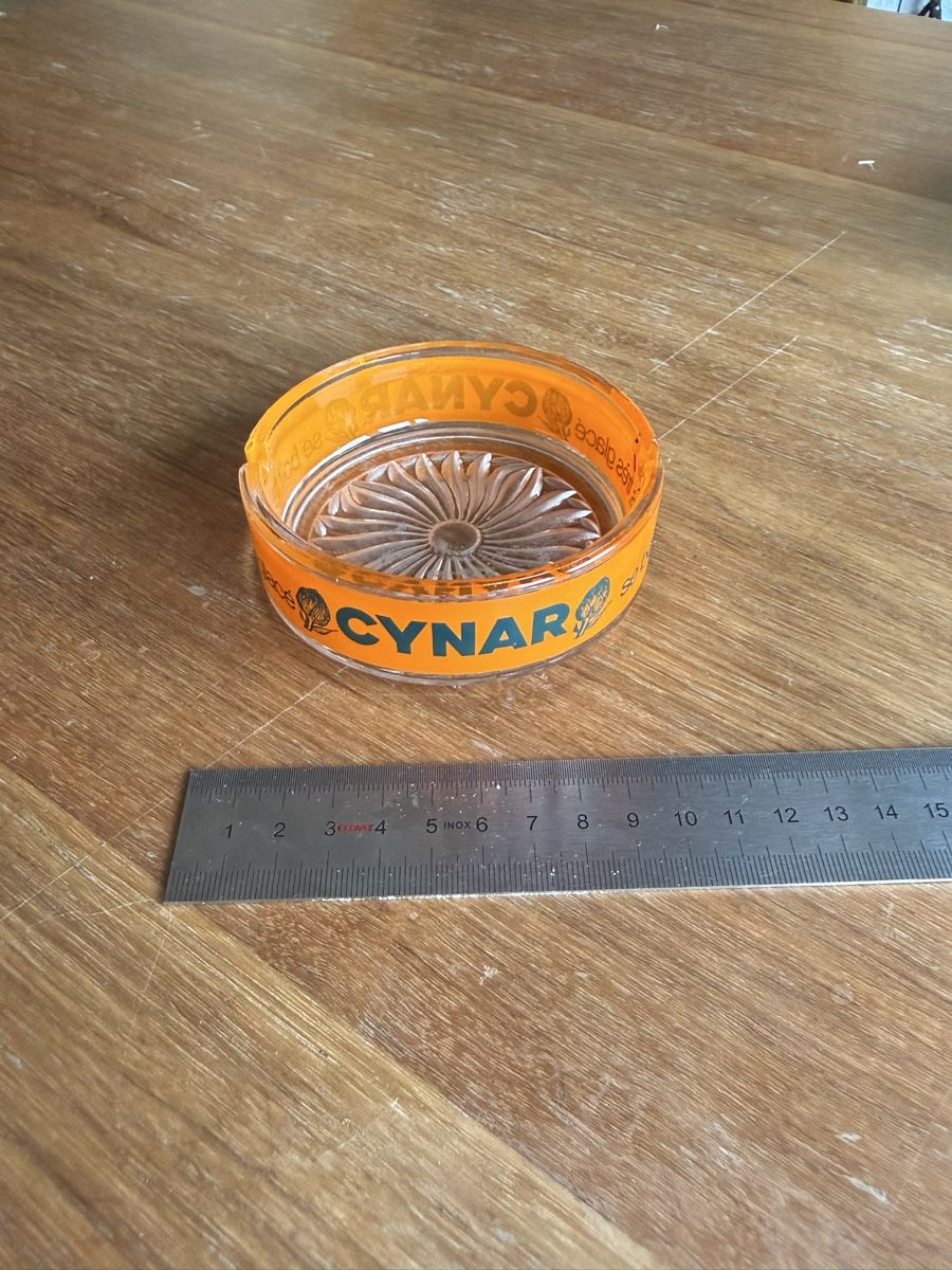 Aschenbecher: Cendrier vintage Cynar orange  – Gebraucht aus Genève von math_cedra 2