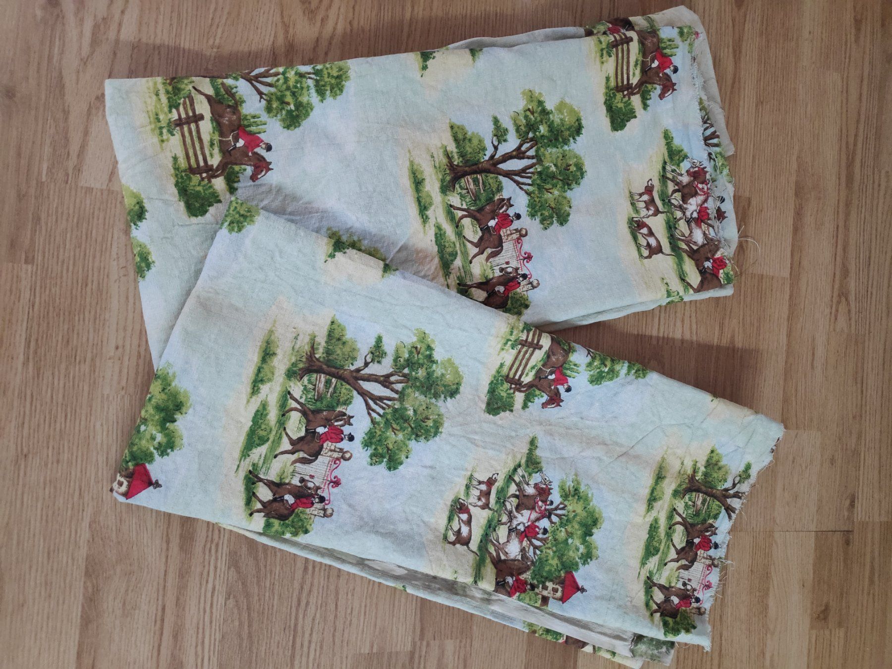 Tessuti: Tissu vintage – Usato da Couvet venduto da fat_kyl7