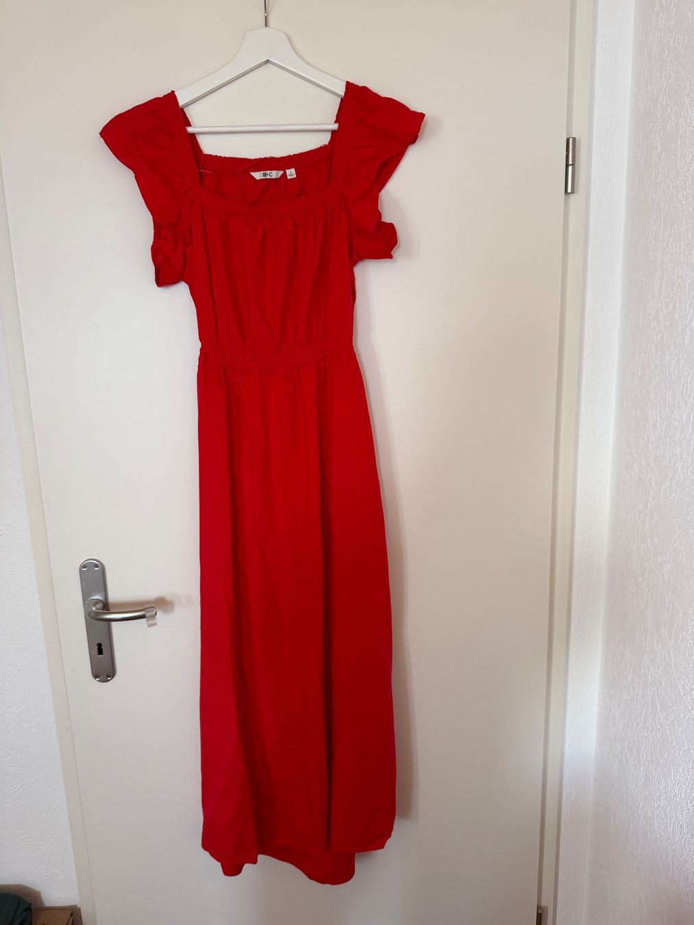 Uniqlo Kleider: Summer dress – Gebraucht aus Grandvaux von b_lucia_s 1