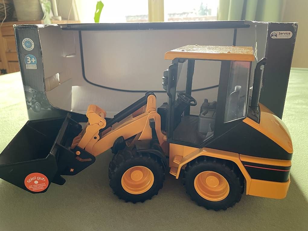 Excavateurs: CAT Radlader 02318 Versand OK – D'occasion à Jona par tukan80 3