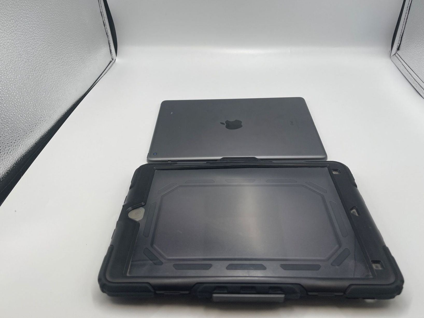 Apple Tablet PC: Apple iPad 2021 (9.Gen) – Usato da Schlieren venduto da 2nd-Life 2