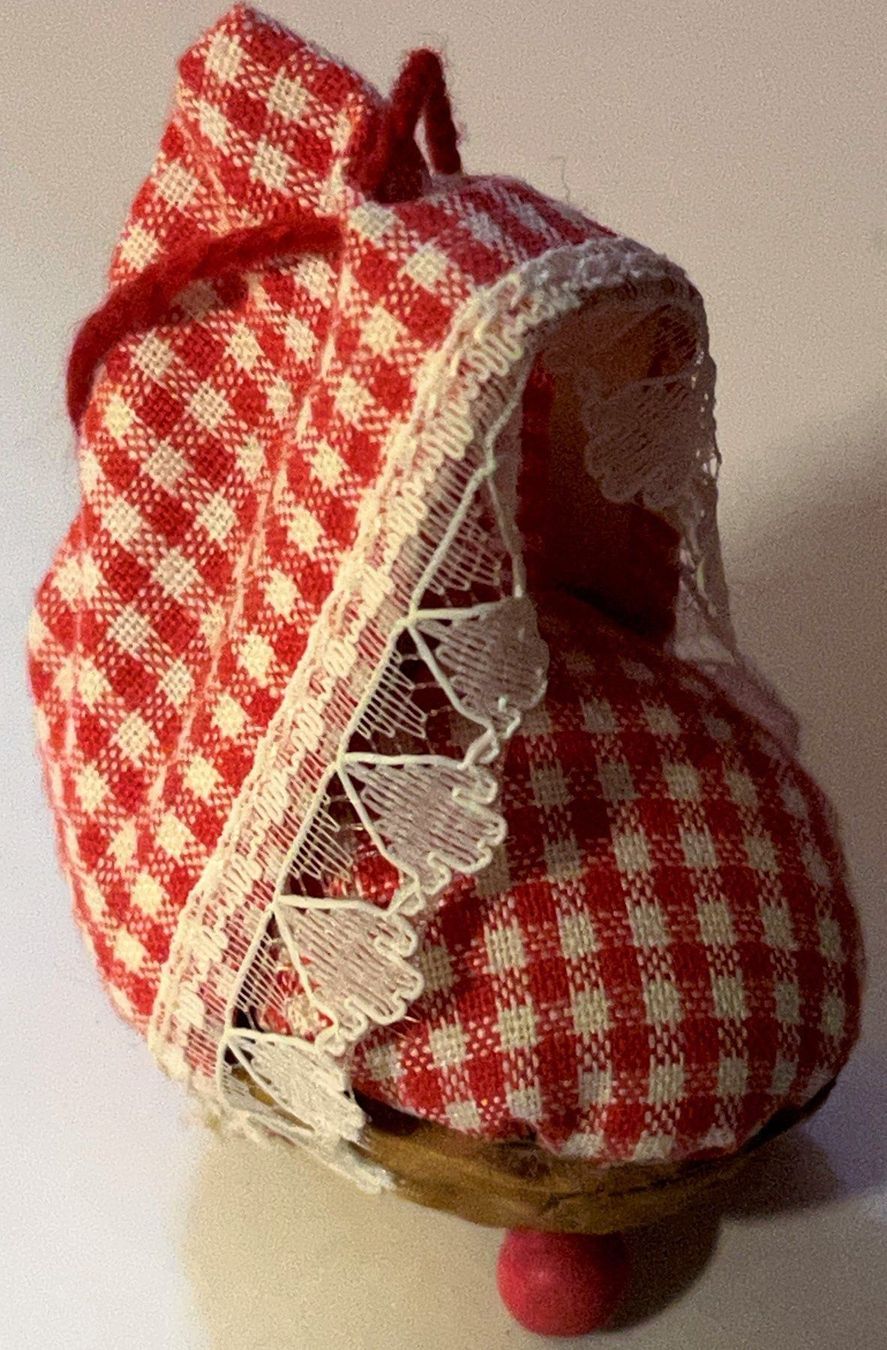 Tutte le decorazioni: Christbaumanhänger Nusswiege mit Kind – Nuovo (secondo la descrizione) da Lutzenberg venduto da Pinschi01 2