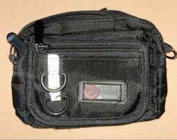 Schwarze Gürteltasche / Bauchtasche, sehr praktisch!