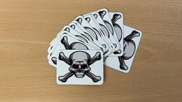 16 Stk. Totenkopf Aufkleber Sticker aus PVC