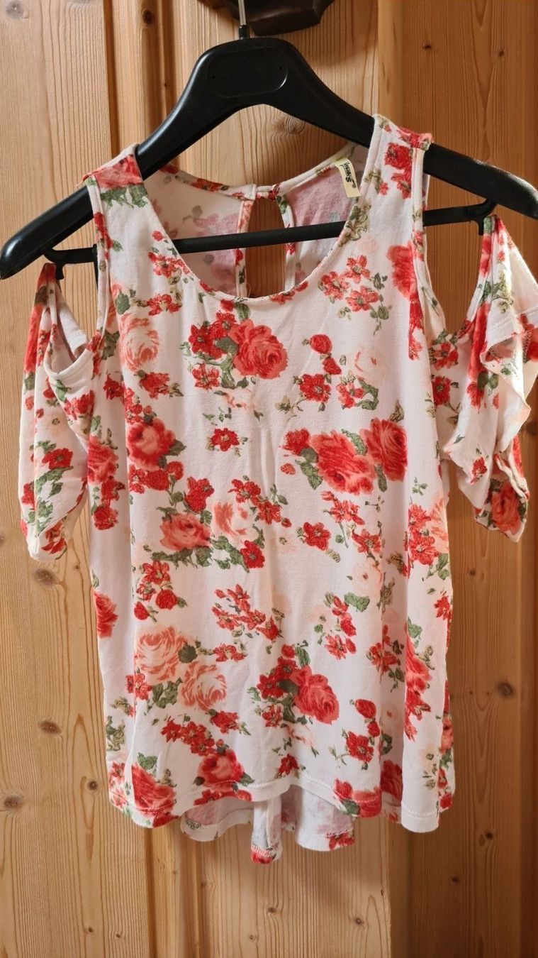 Maglioni & Felpe: Super cooles Pulli mit sexy Shirt gr xs – Usato da Ferden venduto da jemyce 1