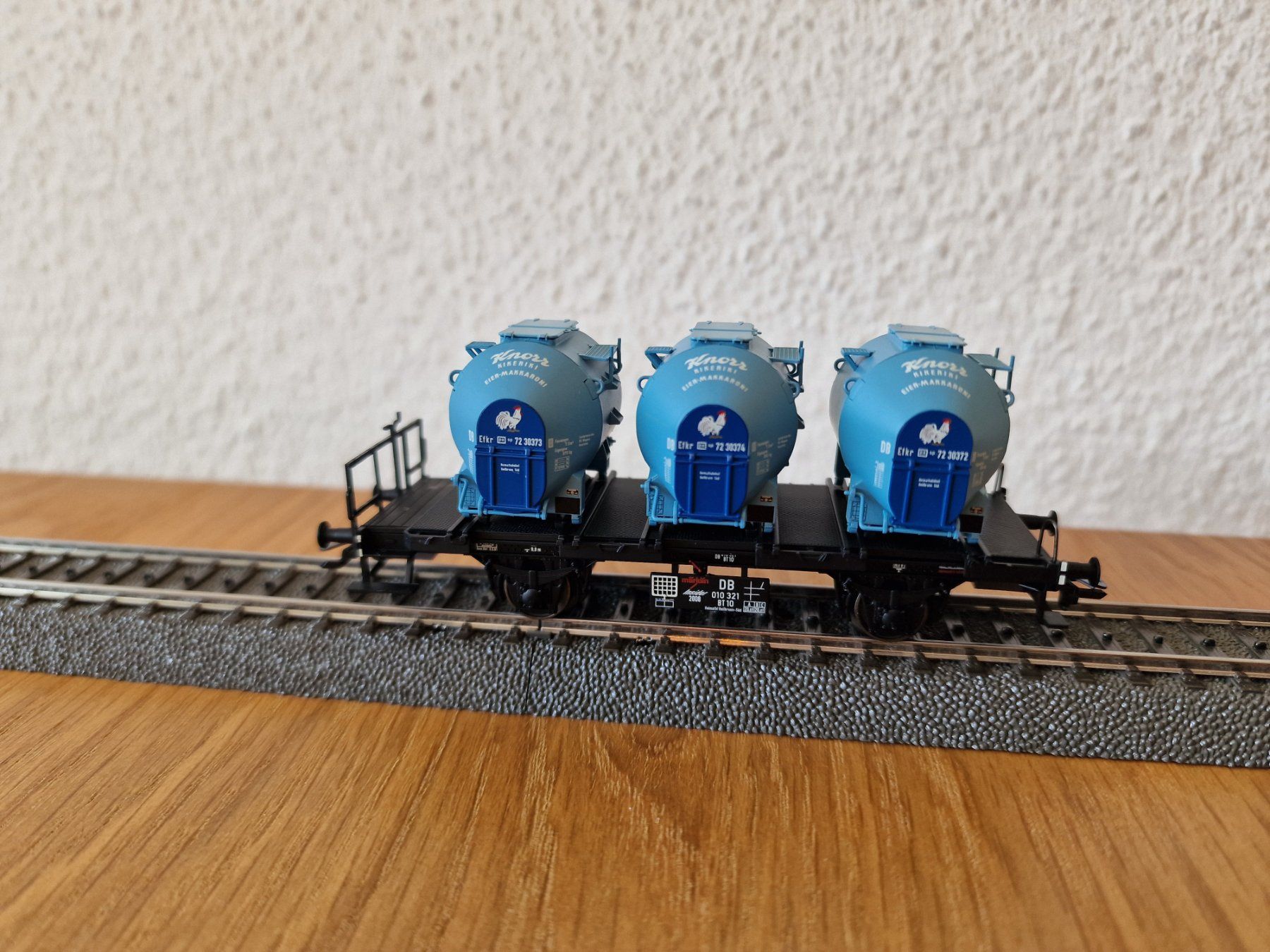 Märklin Modellini di ferrovie: DB Güterwagen Knorr H0 – Usato da Matten b. Interlaken venduto da lor_hr9w