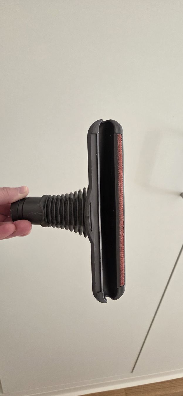 Dyson Staubsauger & Zubehör: Dyson v6 – Gebraucht aus Menziken von Rose050 1