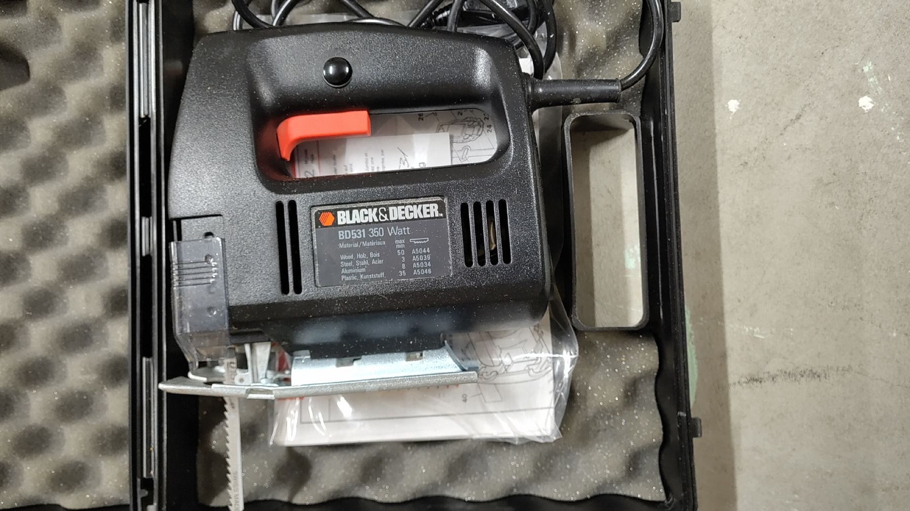 Seghe: Stichsäge Marke Black and Decker  – Usato da Bätterkinden venduto da neuseeland79 1