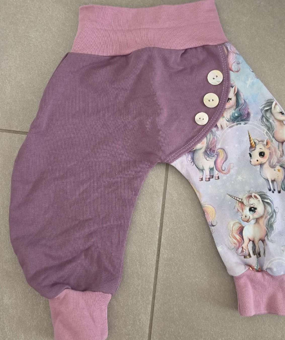 Pantaloni: 50/56 Kinder Pumphose  – Nuovo (secondo la descrizione) da Fislisbach venduto da Andreafa