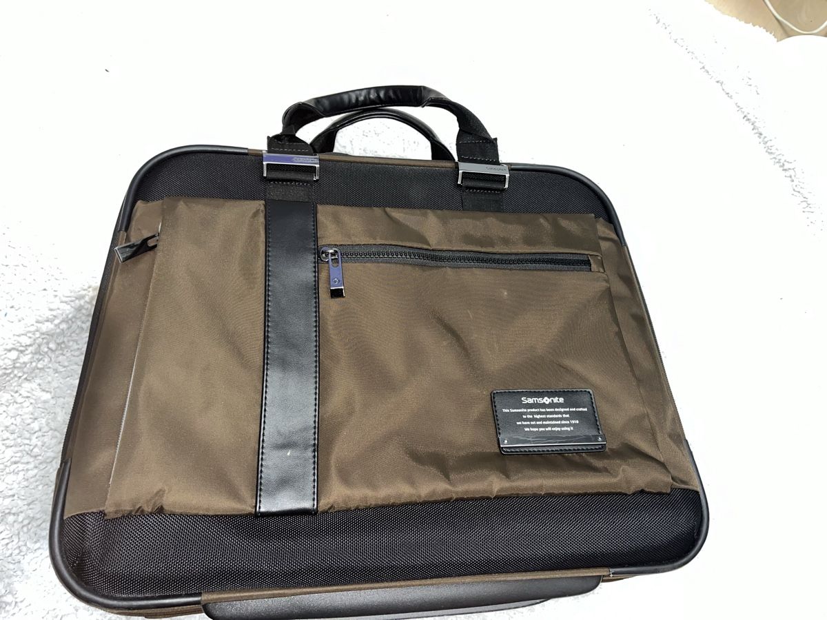 Samsonite Taschen: Samsonite computer bag and mini luggage – Gebraucht aus Pully von ari_78pk