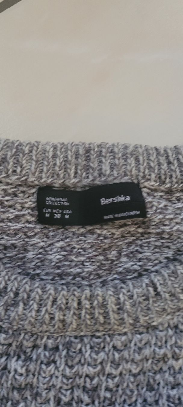 Bershka Pulls & Sweat-shirts: pull tissé  – D'occasion à Vevey par dar_jk9w 2