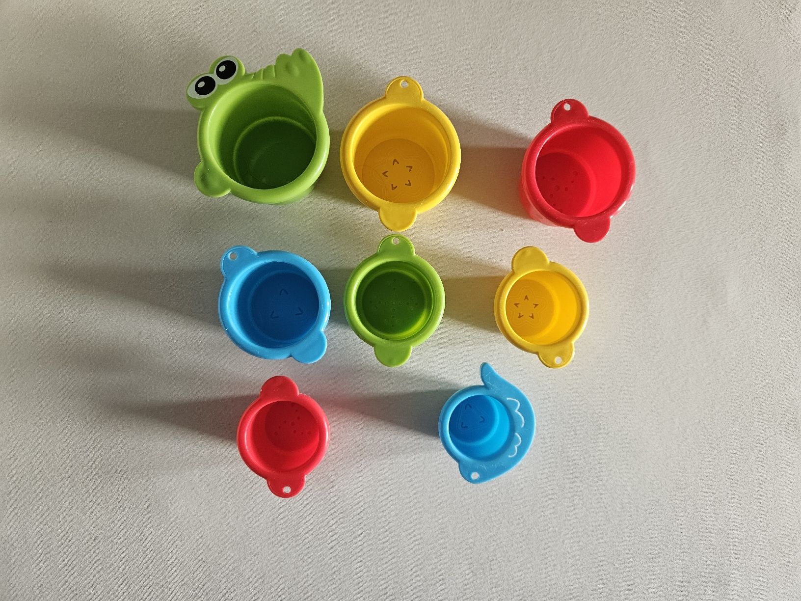 Giocattoli: Badespielzeug Becher – Usato da Zürich venduto da Lejahan77