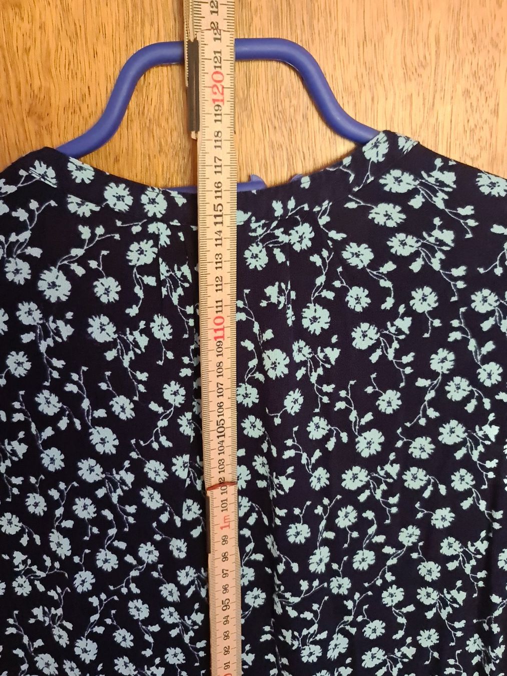 H&M Vestiti: Wunderschönes Kleid mit Blümchen in Blautönen, Grösse 44 – Usato da Eschert venduto da PS.. 4