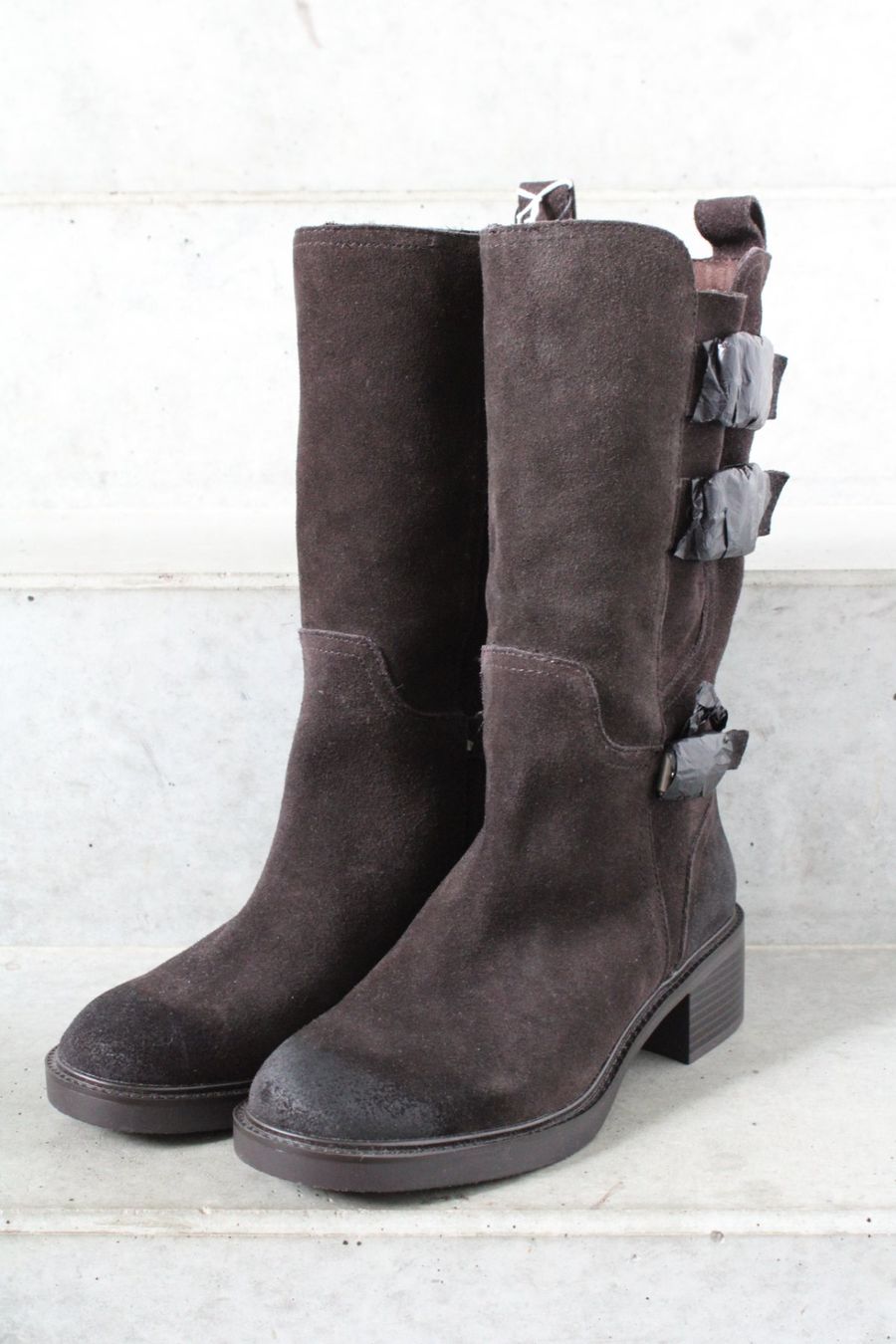 Zara Scarpe da donna: NEW Zara Buckled Split Suede Leather Boots – Nuovo e nell'imballaggio originale da St. Gallen venduto da look-twice 2