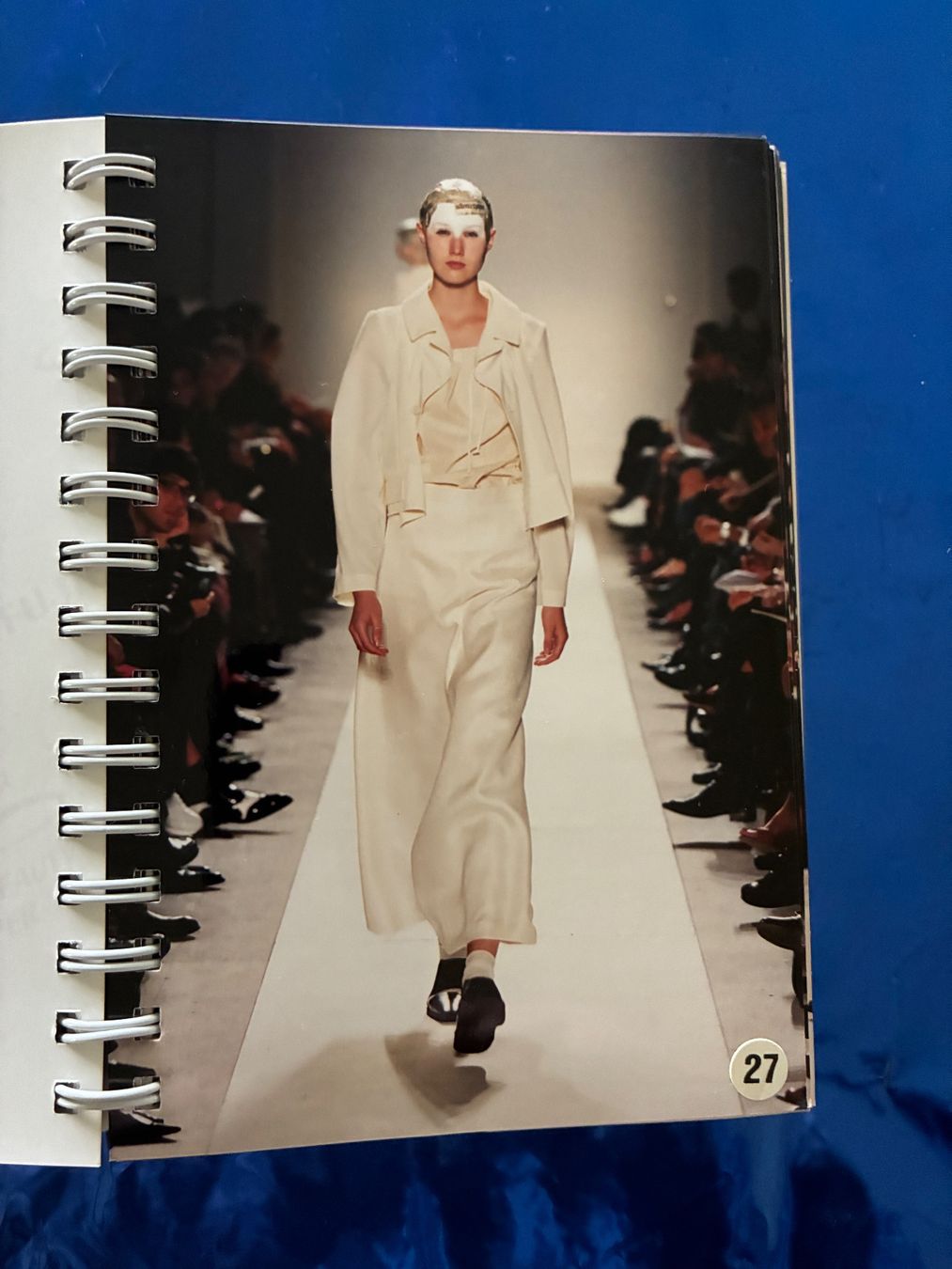 Riviste & Magazine: Comme des Garçons Lookbook Spring/Summer 2002 – Usato da Aarwangen venduto da nemkin61 4