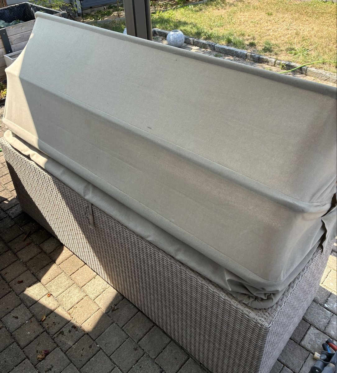 Divani: Gartenlounge mit Dach – Usato da Belp venduto da Lea10. 4