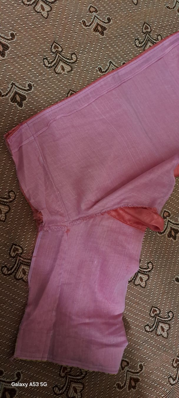 Tessuti: Elegantes Altrosa farbe  Sari mit Goldmuster ,MIT Bluse – Usato da Bern venduto da mahilini 6