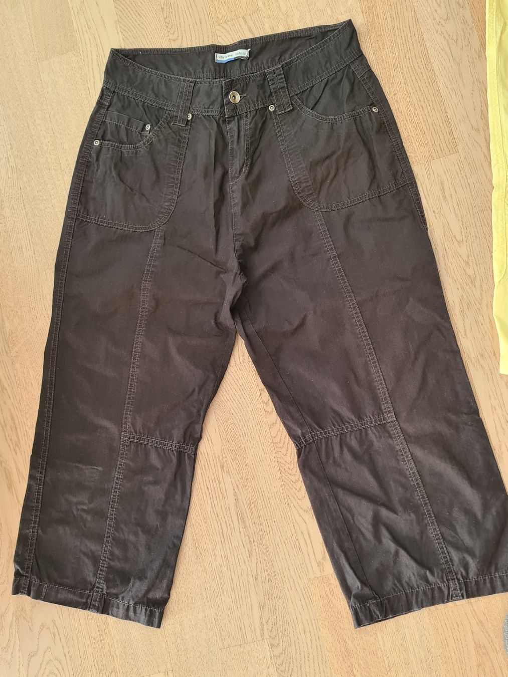 Pantaloni: 2 Damen Hosen Gr. 38 – Usato da Steinen venduto da turbogeiss99 5