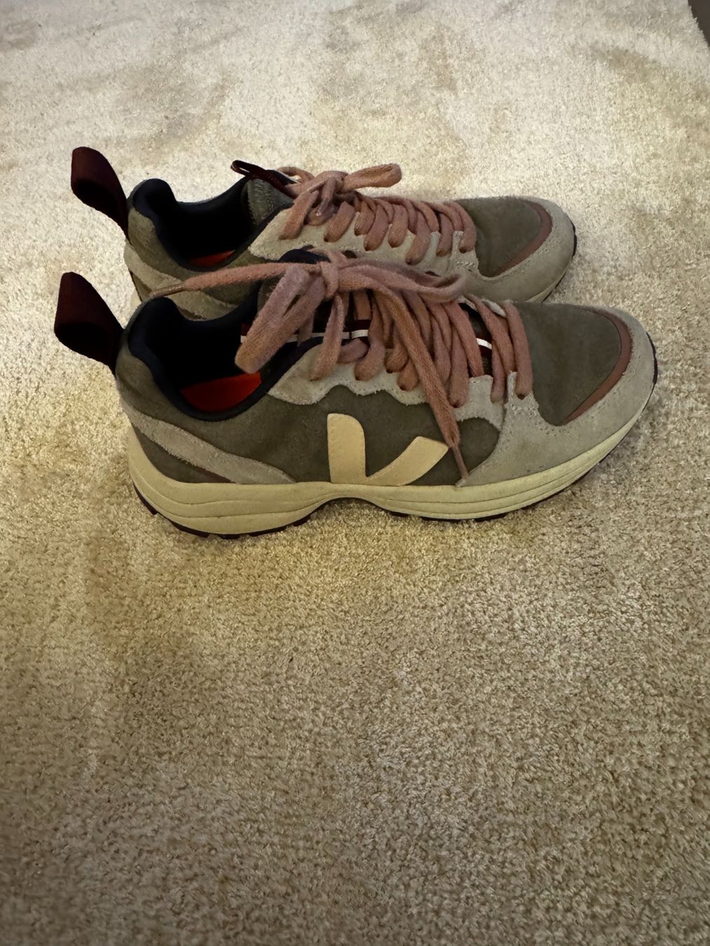 Veja Scarpe da donna: Chaussures VEJA – Usato da Echandens venduto da car_nmy7 1