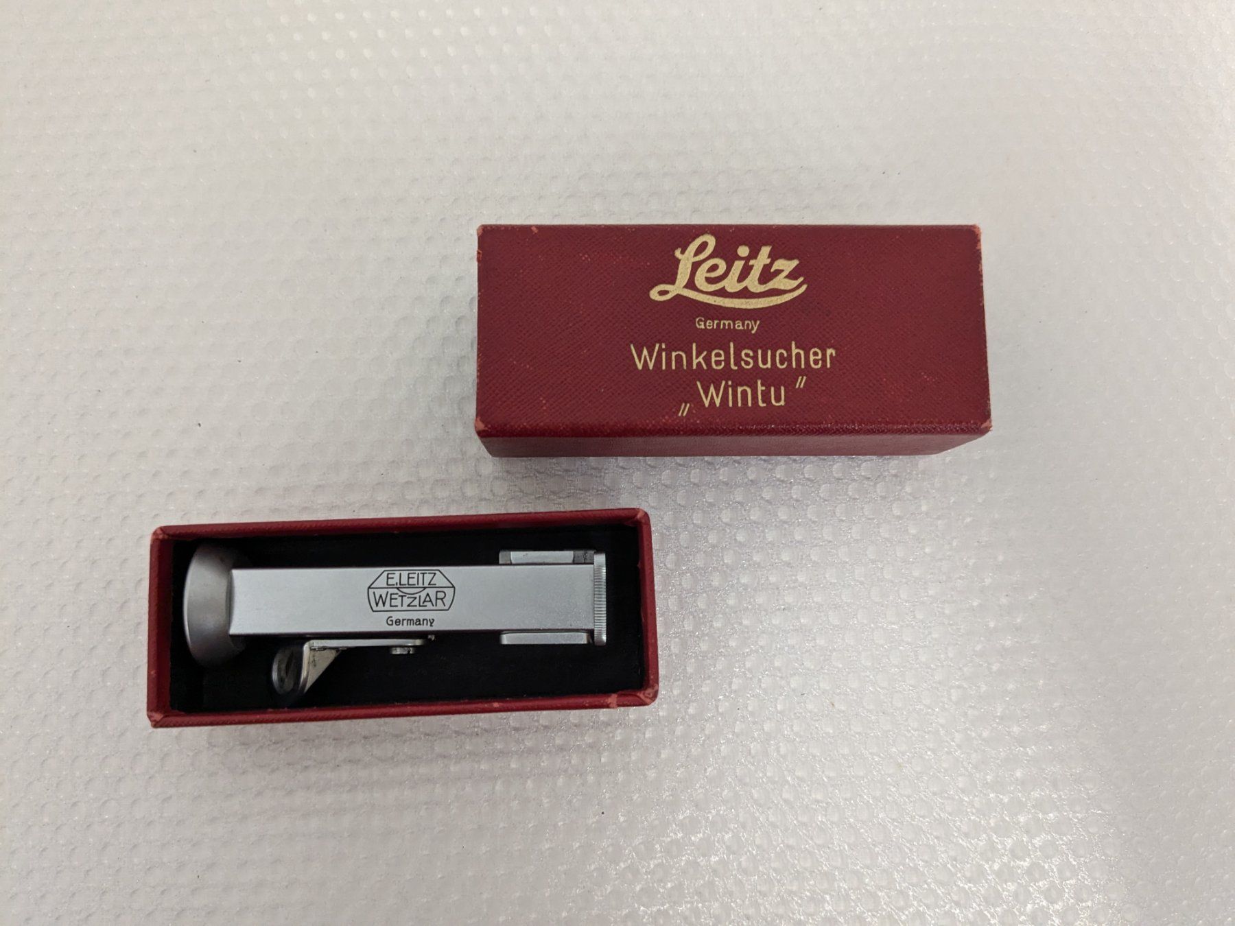 Leitz Fotocamera: Leitz Germany Winkelsucher "Wintu" – Usato da Weinfelden venduto da blaukreuz_brocki_TG