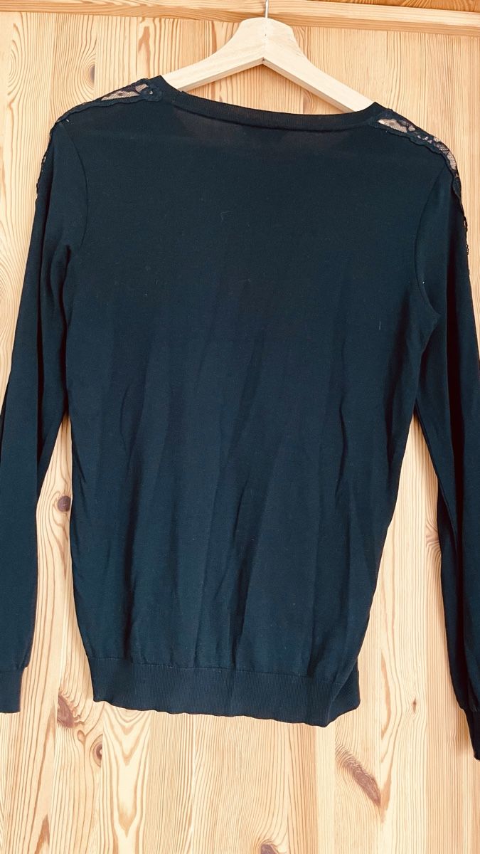 Massimo Dutti Pullover & Sweatshirts: Massimo Dutti SpitzenPullover, Schwarz, Gr. M – Gebraucht aus Wallisellen von AnnaSophia2014