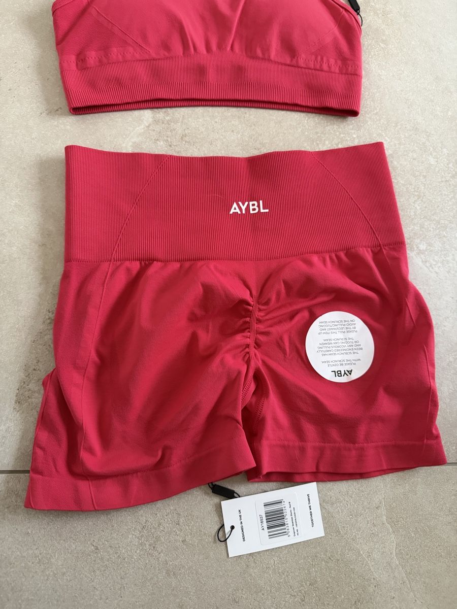 Lotti di vestiti: Ensemble AYBL neuf taille M – Nuovo e nell'imballaggio originale da Fétigny venduto da Titou2010 1