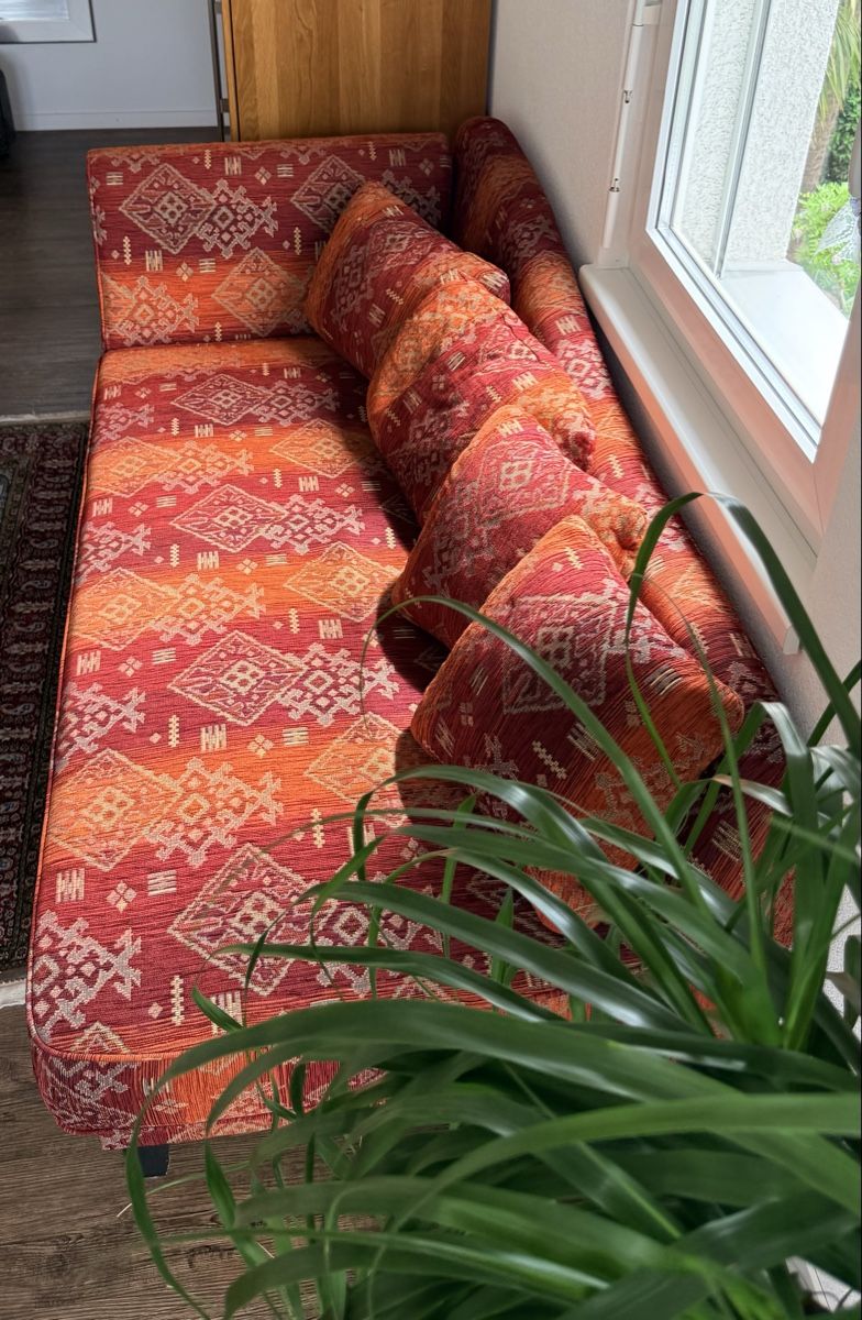 Divani: Chaiselongue Recamiere Sofa Bettsofa – Usato da Effretikon venduto da A11A 7