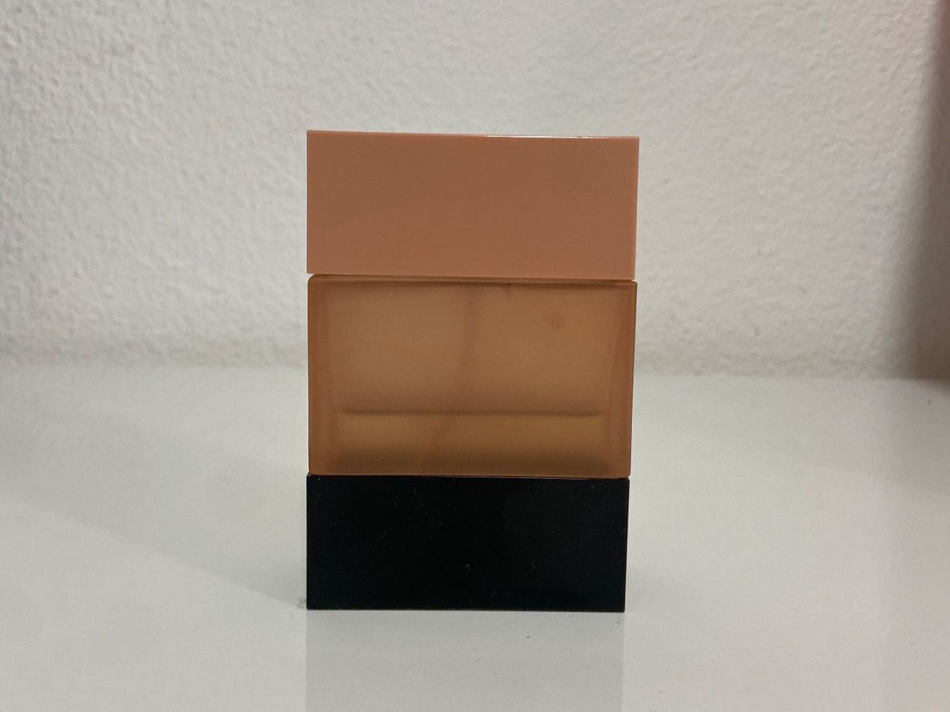 Profumi & Eau de Toilette: MAC Eau de Parfum Crème D‘Nude – Usato da Zürich venduto da dedasiba 1