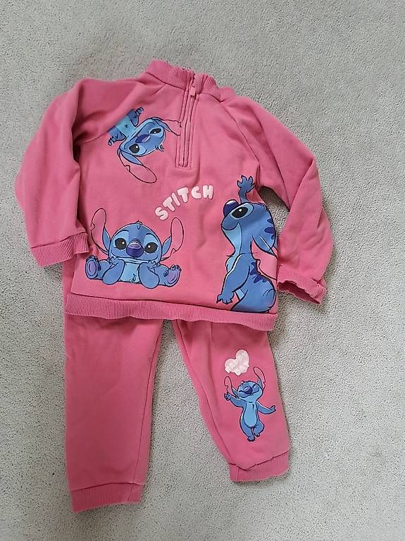 Lotti & Set di vestiti: Kinderkleider / Kleiderpaket grösse 92 – Usato da Neftenbach venduto da Ctruempi