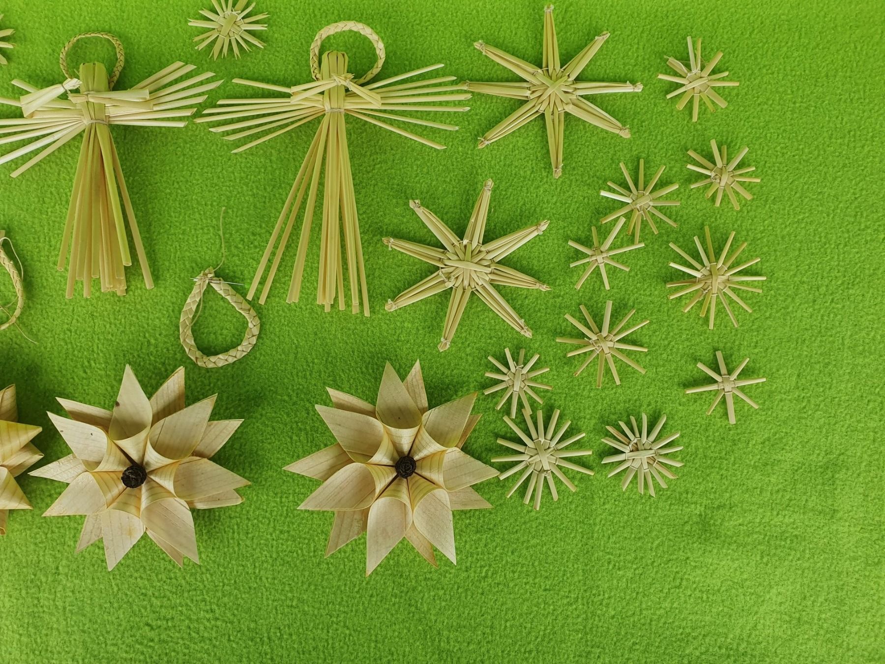 Tutte le decorazioni: Strohsterne, Weihnachtsdeko – Nuovo (secondo la descrizione) da Steinhausen venduto da joseph-sen 2
