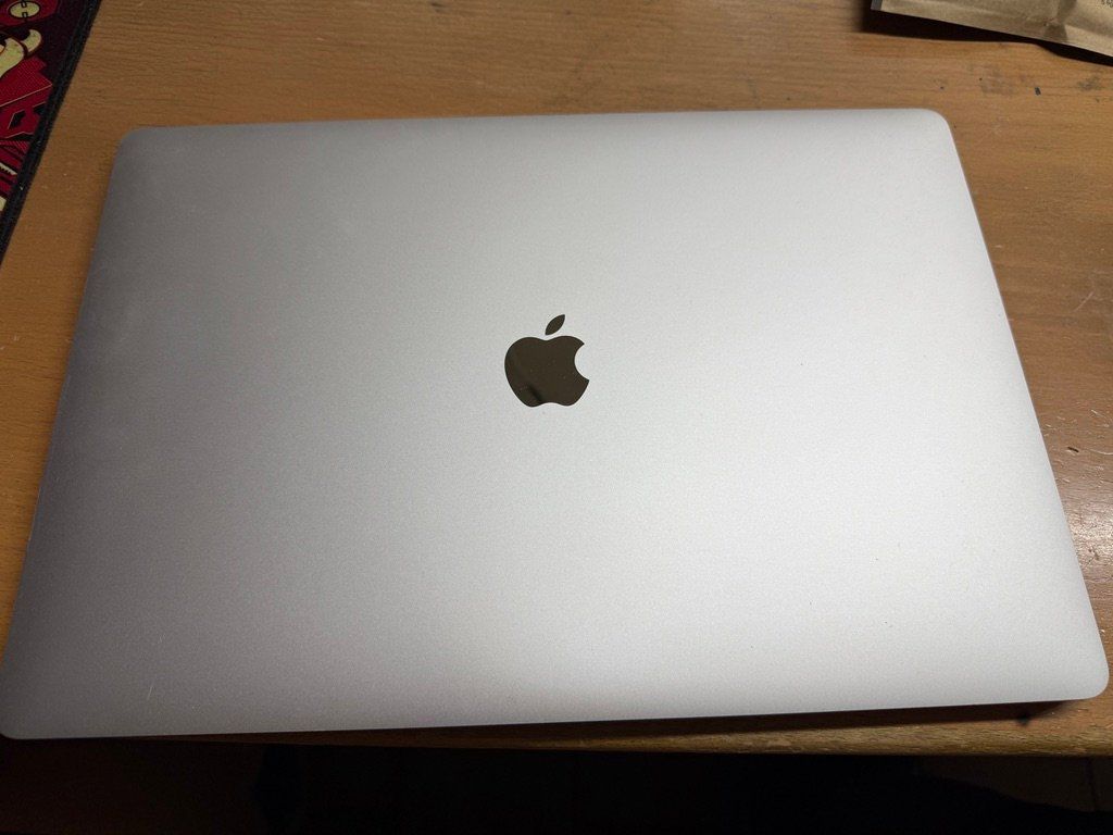 Apple Notebook: Apple MacBook Pro 16 i9 1TB SSD – Difettoso da Au SG venduto da bah_6f5w