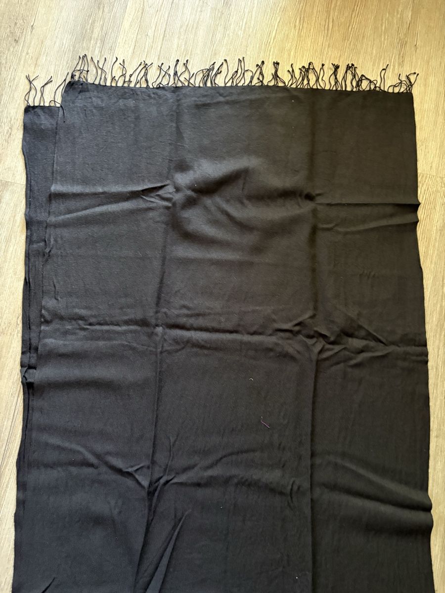 Globus Foulards & écharpes: Châle-écharpe Globus Pashmina Soie – D'occasion à Zweisimmen par Domii 3
