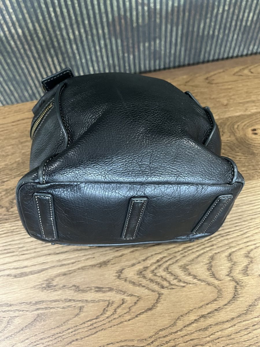 Fossil Borse da donna: Sac à main Fossil noir en cuir – Usato da Chezard-St-Martin venduto da samateka 3