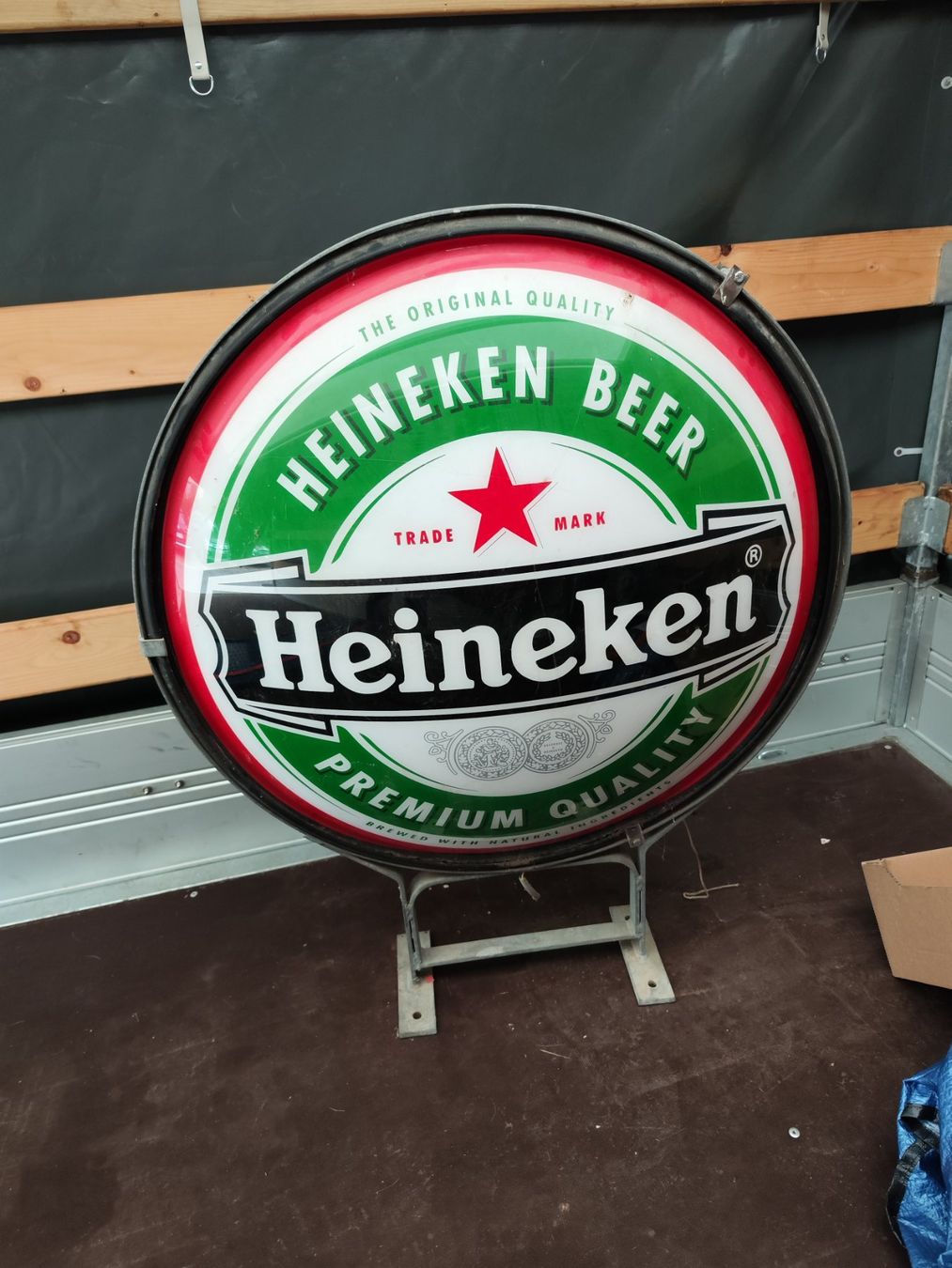 Lampade: Heineken Leuchtreklame ca 80cm – Usato da Zürich venduto da turbopuz