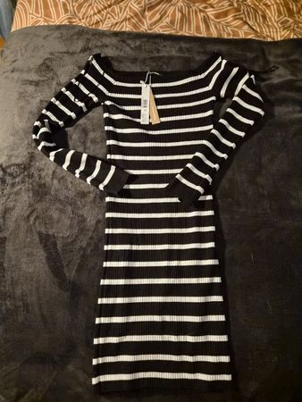 Robe Tally Weijl rayée noir et blanc taille M neuve