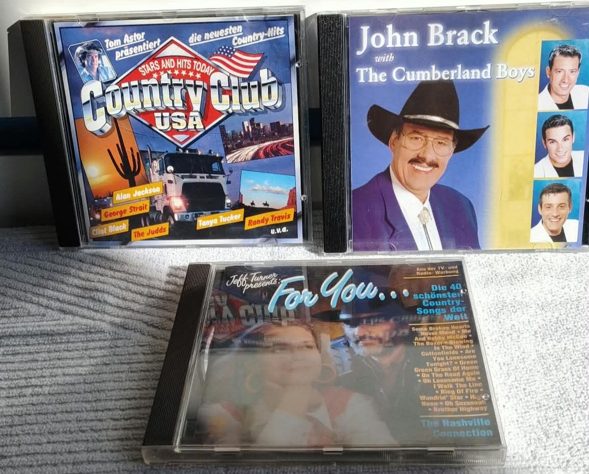 CDs: 3 Country CDs – Gebraucht aus Luzern von Luzern_Energy