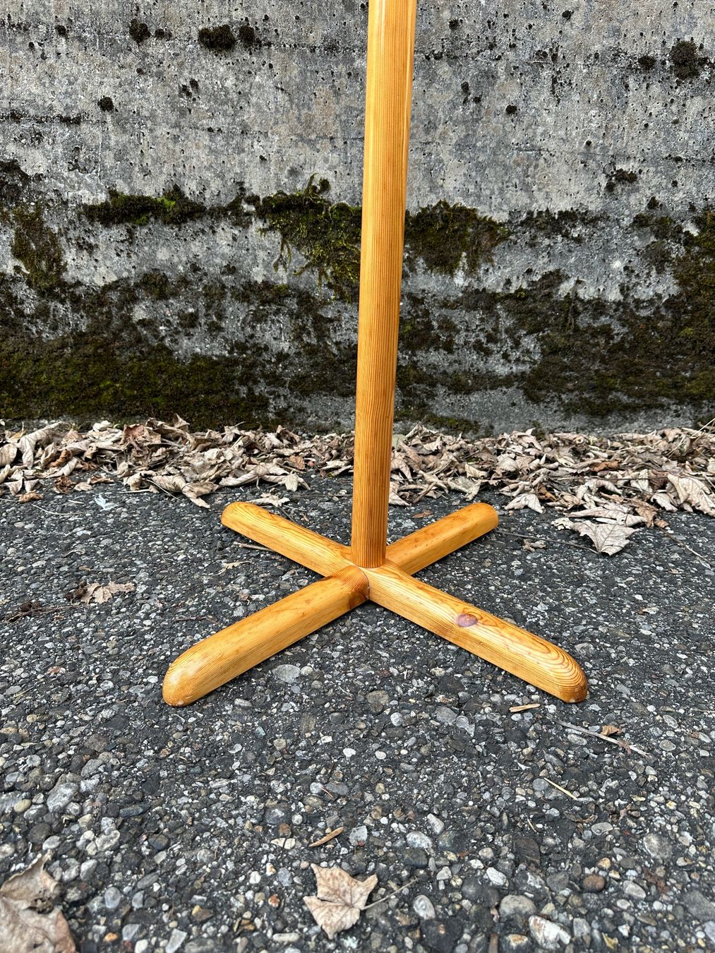 Guardaroba: Vintage Kleiderständer / Standgarderobe – Usato da Zürich venduto da frauflufelberg 4