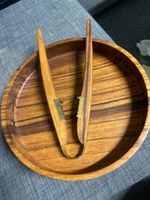 Holz Tablett mit Nussknacker Vintage guter Zustand