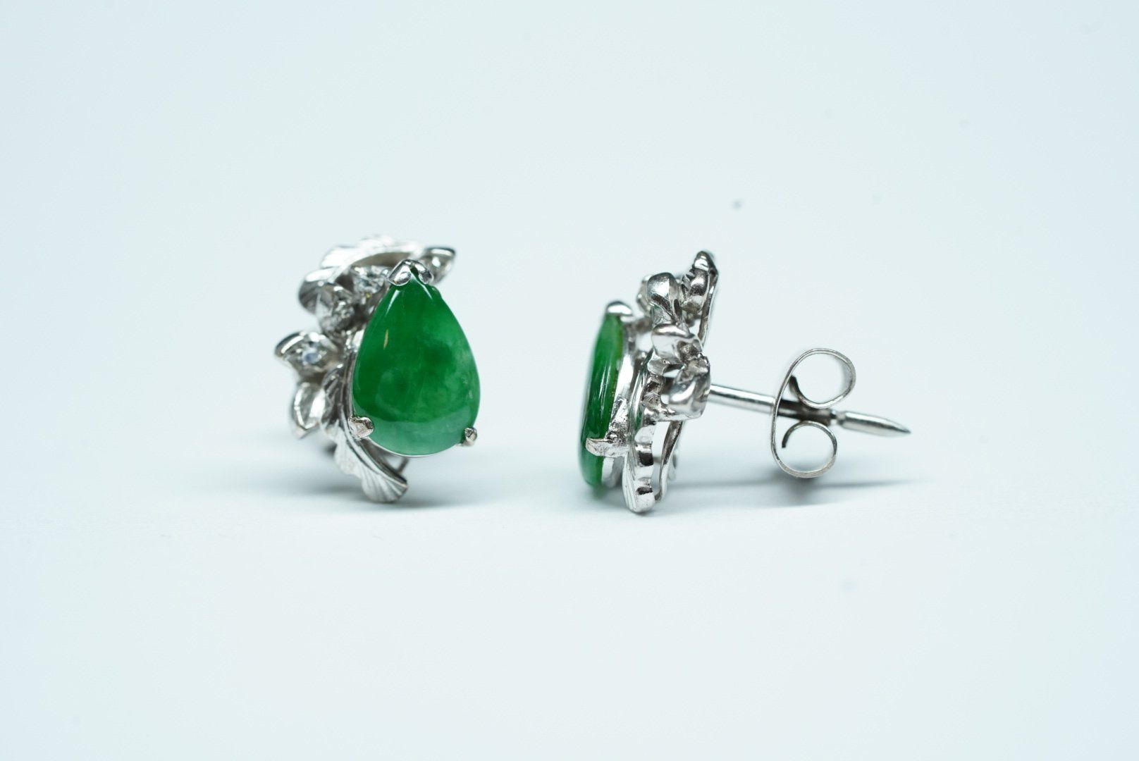 Orecchini pendenti & Orecchini a lobo: Ohrstecker 10k mit Jade – Usato da Bülach venduto da Re-Jewelled 1