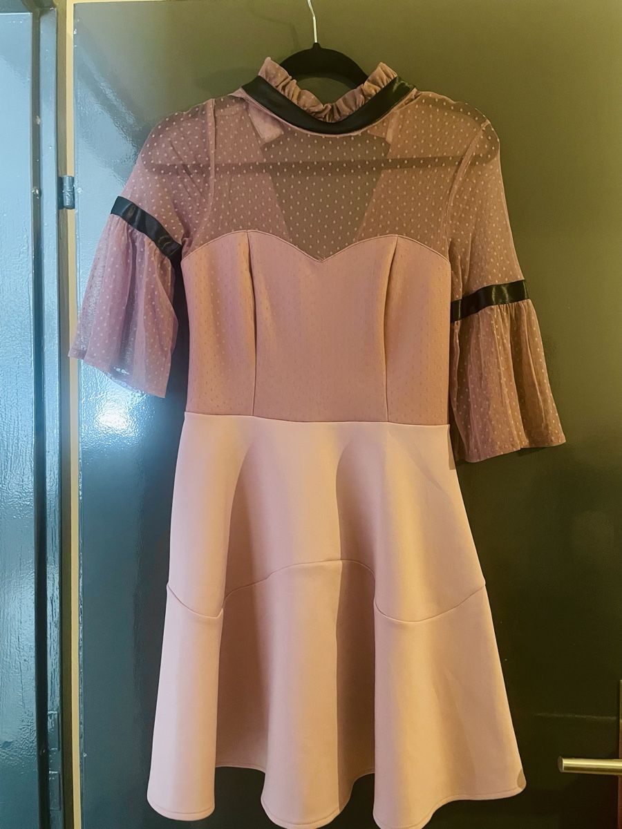 Asos Vestiti: ASOS Kleid rosa Grösse M mit Spitze – Nuovo (secondo la descrizione) da Obergösgen venduto da bac_5v67