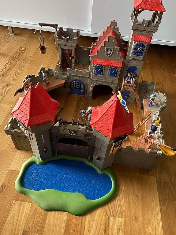 Playmobil Spielzeuge: PlayMobil Ritterburg – Gebraucht aus Winterthur von ric_lc8t