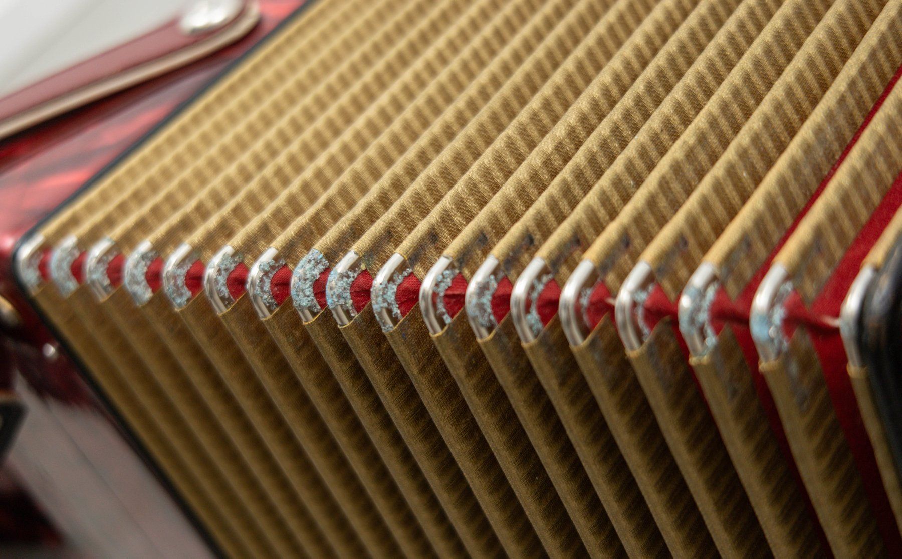 Hohner Strumenti musicali: Akkordeon Hohner Riviera 3 – Usato da Zürich venduto da ZuercherBrockenhaus 5