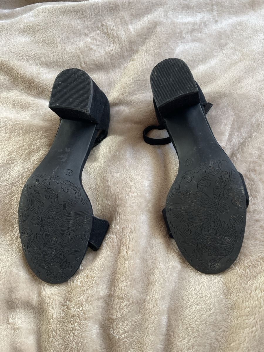 Chaussures femmes: Pumps Gr.37  – D'occasion à Balsthal par Katzenfan99 4