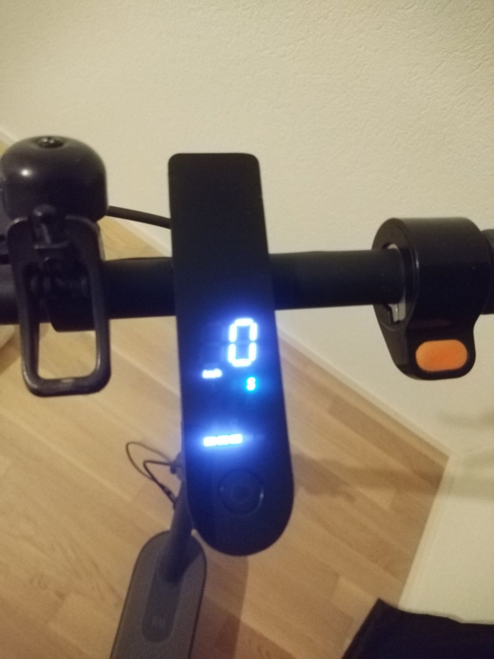 Scooter: Xiaomi Mi e scooter essential 3 / m365 lite – Usato da Frauenfeld venduto da Atrix720 2