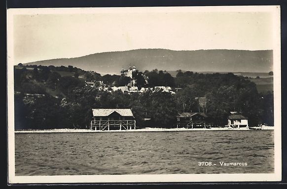 Cartoline postali: AK Vaumarcus, Panorama mit Schloss, 1929 – Usato da Berlin venduto da bartko-reher
